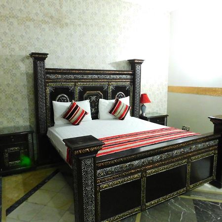 Moon Palace Hotel Lahor Dış mekan fotoğraf