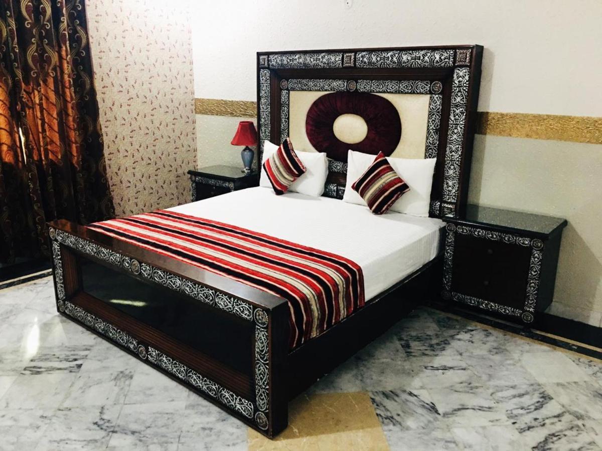 Moon Palace Hotel Lahor Dış mekan fotoğraf