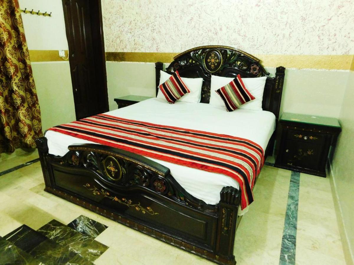 Moon Palace Hotel Lahor Dış mekan fotoğraf