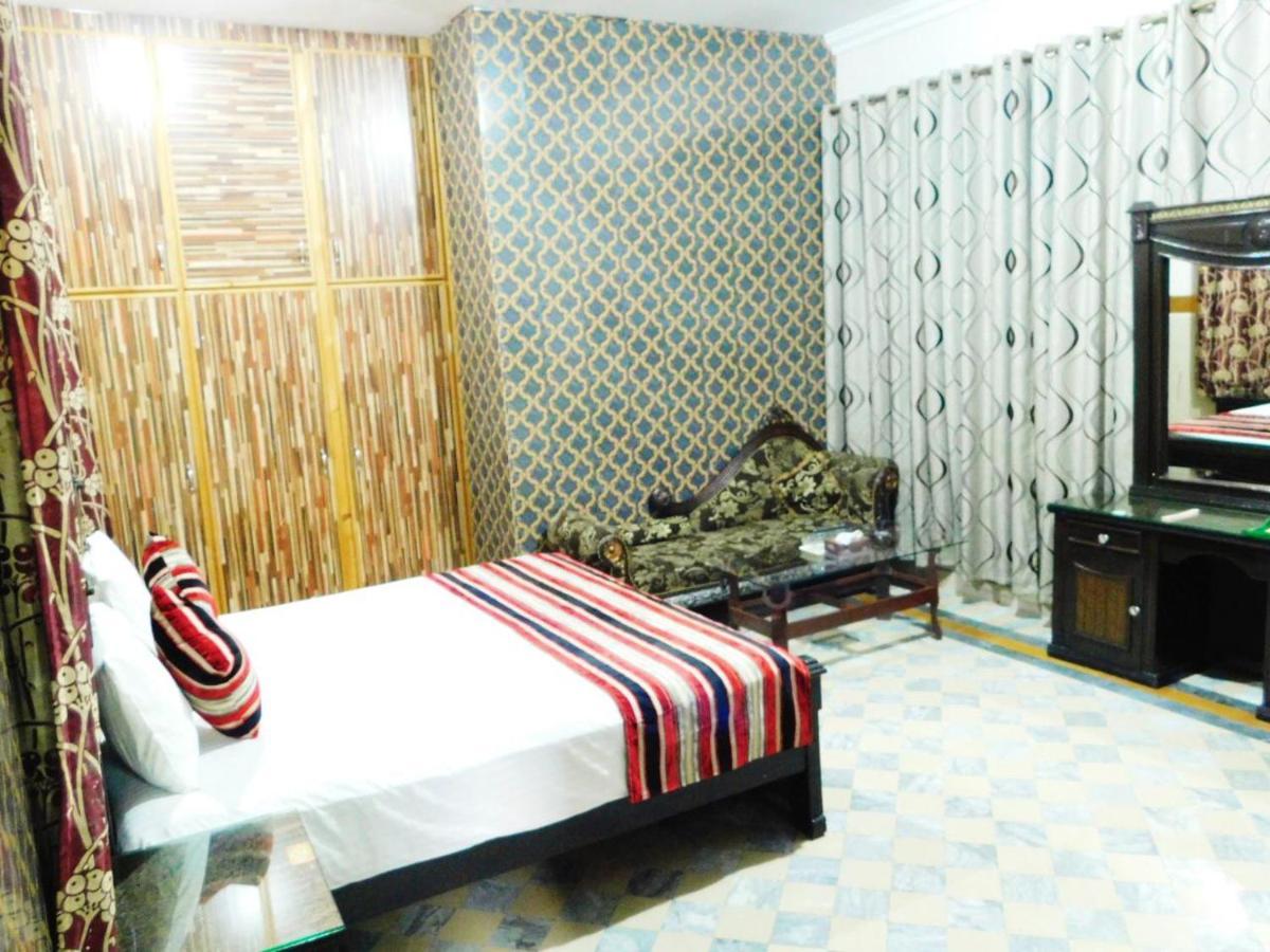 Moon Palace Hotel Lahor Dış mekan fotoğraf