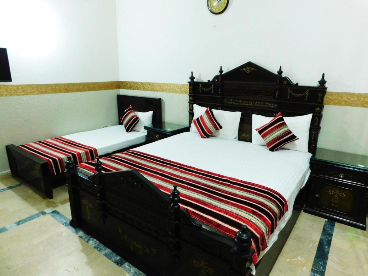 Moon Palace Hotel Lahor Dış mekan fotoğraf
